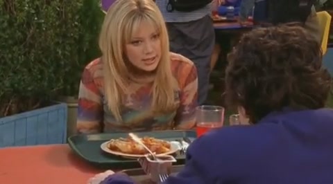 DailyDuff-dot-org_LizzieMcGuire-2x08JustFriends0158.jpg