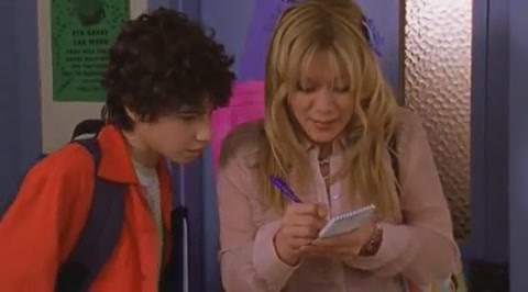 DailyDuff-dot-org_LizzieMcGuire-2x08JustFriends0548.jpg DailyDuff-dot-org_LizzieMcGuire-2x08JustFriends0548.jpg