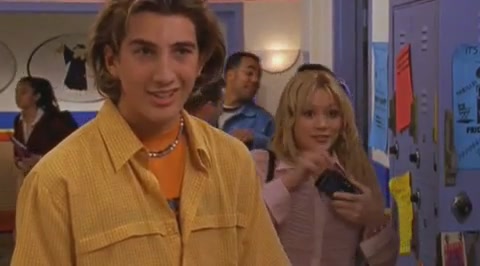 DailyDuff-dot-org_LizzieMcGuire-2x08JustFriends0565.jpg DailyDuff-dot-org_LizzieMcGuire-2x08JustFriends0565.jpg