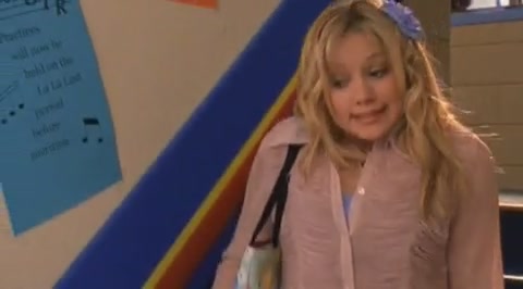 DailyDuff-dot-org_LizzieMcGuire-2x08JustFriends0572.jpg DailyDuff-dot-org_LizzieMcGuire-2x08JustFriends0572.jpg