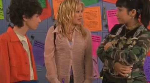 DailyDuff-dot-org_LizzieMcGuire-2x08JustFriends0601.jpg DailyDuff-dot-org_LizzieMcGuire-2x08JustFriends0601.jpg