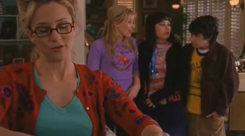 DailyDuff-dot-org_LizzieMcGuire-2x08JustFriends0708.jpg DailyDuff-dot-org_LizzieMcGuire-2x08JustFriends0708.jpg