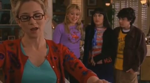 DailyDuff-dot-org_LizzieMcGuire-2x08JustFriends0709.jpg DailyDuff-dot-org_LizzieMcGuire-2x08JustFriends0709.jpg