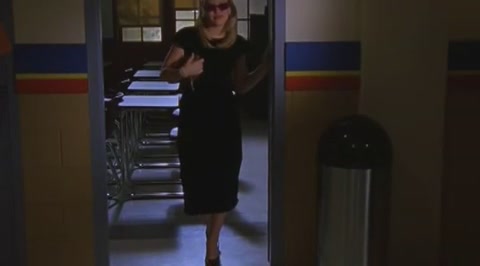 DailyDuff-dot-org_LizzieMcGuire-2x08JustFriends0740.jpg DailyDuff-dot-org_LizzieMcGuire-2x08JustFriends0740.jpg