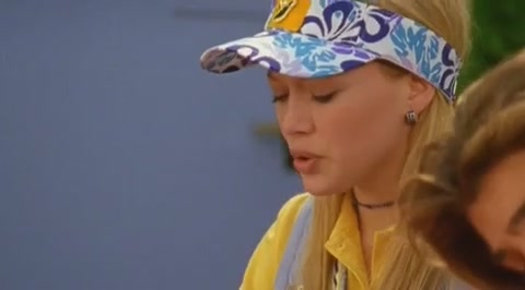 DailyDuff-dot-org_LizzieMcGuire-2x08JustFriends0909.jpg
