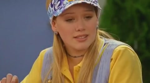 DailyDuff-dot-org_LizzieMcGuire-2x08JustFriends0926.jpg