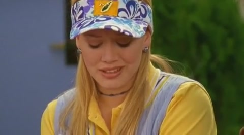 DailyDuff-dot-org_LizzieMcGuire-2x08JustFriends0964.jpg