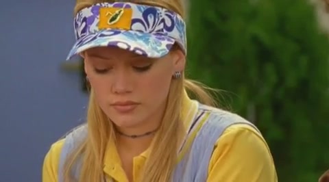 DailyDuff-dot-org_LizzieMcGuire-2x08JustFriends0973.jpg