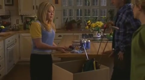 DailyDuff-dot-org_LizzieMcGuire-2x08JustFriends0991.jpg