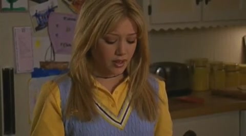 DailyDuff-dot-org_LizzieMcGuire-2x08JustFriends0993.jpg