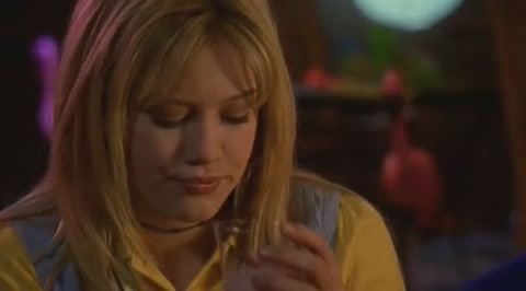 DailyDuff-dot-org_LizzieMcGuire-2x08JustFriends1059.jpg