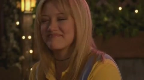 DailyDuff-dot-org_LizzieMcGuire-2x08JustFriends1121.jpg
