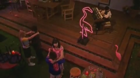 DailyDuff-dot-org_LizzieMcGuire-2x08JustFriends1179.jpg DailyDuff-dot-org_LizzieMcGuire-2x08JustFriends1179.jpg