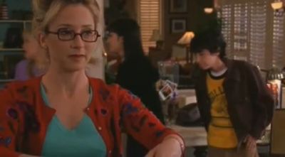 DailyDuff-dot-org_LizzieMcGuire-2x08JustFriends0735.jpg