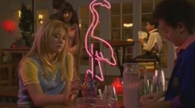 DailyDuff-dot-org_LizzieMcGuire-2x08JustFriends1102.jpg