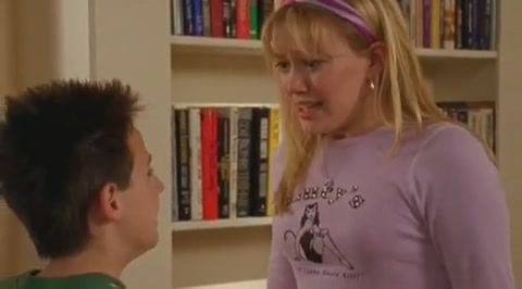 DailyDuff-dot-org_LizzieMcGuire-2x09ThoseFreakyMcGuires0147.jpg DailyDuff-dot-org_LizzieMcGuire-2x09ThoseFreakyMcGuires0147.jpg