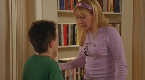 DailyDuff-dot-org_LizzieMcGuire-2x09ThoseFreakyMcGuires0175.jpg DailyDuff-dot-org_LizzieMcGuire-2x09ThoseFreakyMcGuires0175.jpg