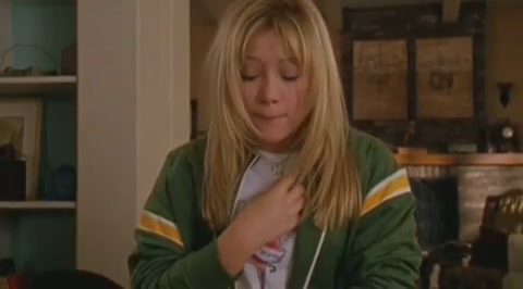 DailyDuff-dot-org_LizzieMcGuire-2x09ThoseFreakyMcGuires0393.jpg DailyDuff-dot-org_LizzieMcGuire-2x09ThoseFreakyMcGuires0393.jpg
