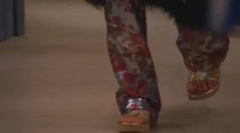 DailyDuff-dot-org_LizzieMcGuire-2x09ThoseFreakyMcGuires0461.jpg DailyDuff-dot-org_LizzieMcGuire-2x09ThoseFreakyMcGuires0461.jpg