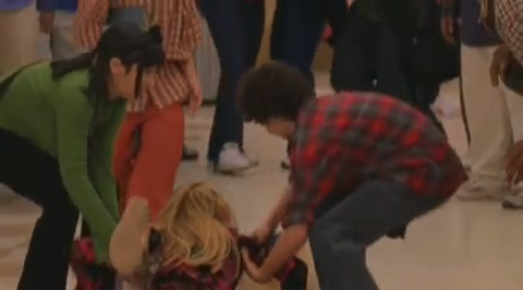 DailyDuff-dot-org_LizzieMcGuire-2x09ThoseFreakyMcGuires0520.jpg DailyDuff-dot-org_LizzieMcGuire-2x09ThoseFreakyMcGuires0520.jpg