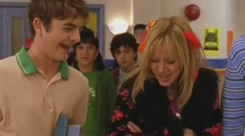 DailyDuff-dot-org_LizzieMcGuire-2x09ThoseFreakyMcGuires0615.jpg DailyDuff-dot-org_LizzieMcGuire-2x09ThoseFreakyMcGuires0615.jpg