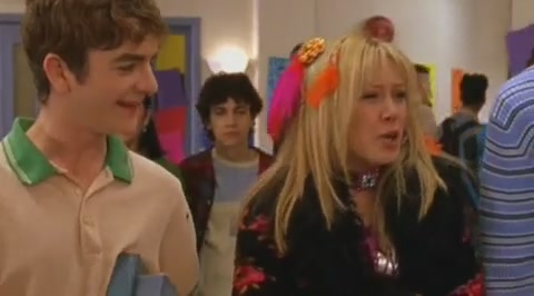 DailyDuff-dot-org_LizzieMcGuire-2x09ThoseFreakyMcGuires0616.jpg DailyDuff-dot-org_LizzieMcGuire-2x09ThoseFreakyMcGuires0616.jpg