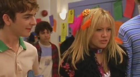 DailyDuff-dot-org_LizzieMcGuire-2x09ThoseFreakyMcGuires0620.jpg DailyDuff-dot-org_LizzieMcGuire-2x09ThoseFreakyMcGuires0620.jpg