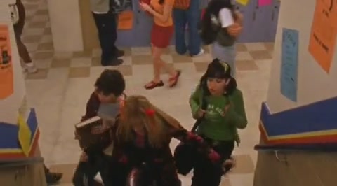 DailyDuff-dot-org_LizzieMcGuire-2x09ThoseFreakyMcGuires0676.jpg DailyDuff-dot-org_LizzieMcGuire-2x09ThoseFreakyMcGuires0676.jpg
