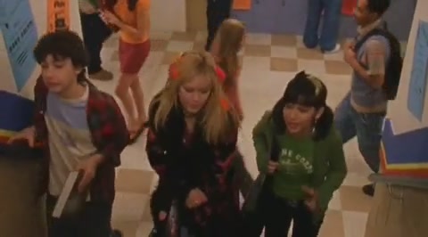 DailyDuff-dot-org_LizzieMcGuire-2x09ThoseFreakyMcGuires0677.jpg DailyDuff-dot-org_LizzieMcGuire-2x09ThoseFreakyMcGuires0677.jpg