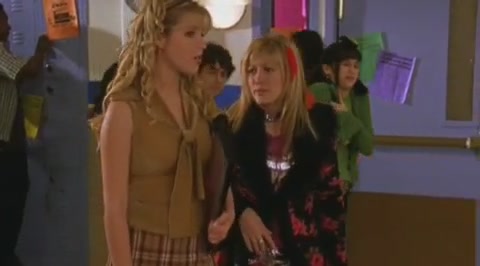 DailyDuff-dot-org_LizzieMcGuire-2x09ThoseFreakyMcGuires0805.jpg DailyDuff-dot-org_LizzieMcGuire-2x09ThoseFreakyMcGuires0805.jpg