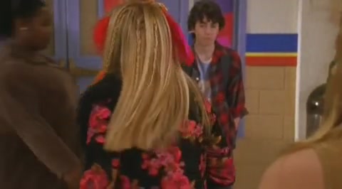 DailyDuff-dot-org_LizzieMcGuire-2x09ThoseFreakyMcGuires0829.jpg DailyDuff-dot-org_LizzieMcGuire-2x09ThoseFreakyMcGuires0829.jpg