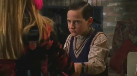 DailyDuff-dot-org_LizzieMcGuire-2x09ThoseFreakyMcGuires1058.jpg DailyDuff-dot-org_LizzieMcGuire-2x09ThoseFreakyMcGuires1058.jpg