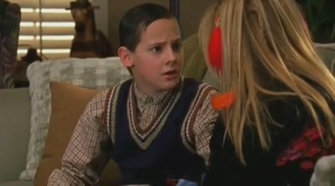 DailyDuff-dot-org_LizzieMcGuire-2x09ThoseFreakyMcGuires1070.jpg DailyDuff-dot-org_LizzieMcGuire-2x09ThoseFreakyMcGuires1070.jpg