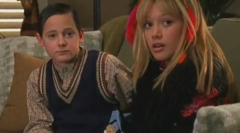 DailyDuff-dot-org_LizzieMcGuire-2x09ThoseFreakyMcGuires1101.jpg DailyDuff-dot-org_LizzieMcGuire-2x09ThoseFreakyMcGuires1101.jpg