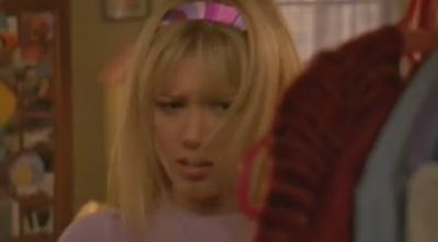 DailyDuff-dot-org_LizzieMcGuire-2x09ThoseFreakyMcGuires0024.jpg