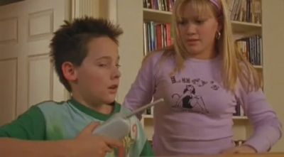 DailyDuff-dot-org_LizzieMcGuire-2x09ThoseFreakyMcGuires0248.jpg