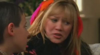 DailyDuff-dot-org_LizzieMcGuire-2x09ThoseFreakyMcGuires1082.jpg