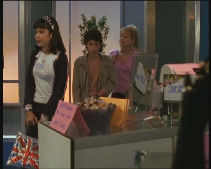 DailyDuff-dot-org_LizzieMcGuire-InMirandaLizzieDoesNotTrust0268.jpg DailyDuff-dot-org_LizzieMcGuire-InMirandaLizzieDoesNotTrust0268.jpg