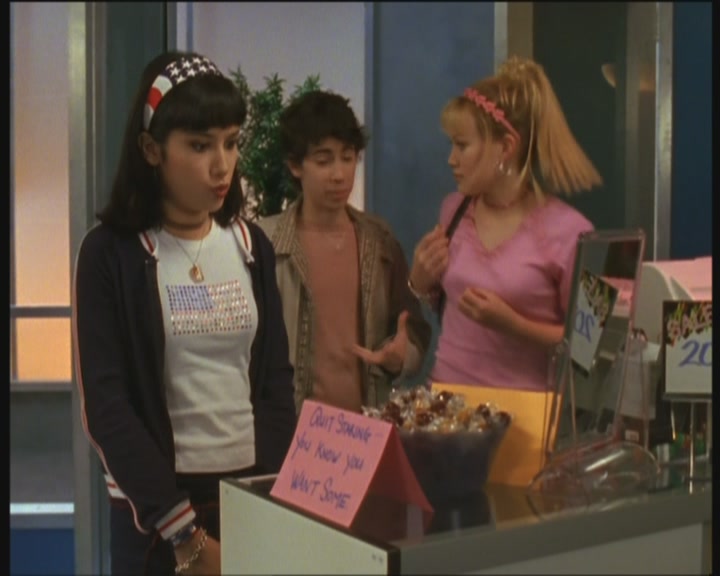 DailyDuff-dot-org_LizzieMcGuire-InMirandaLizzieDoesNotTrust0270.jpg DailyDuff-dot-org_LizzieMcGuire-InMirandaLizzieDoesNotTrust0270.jpg