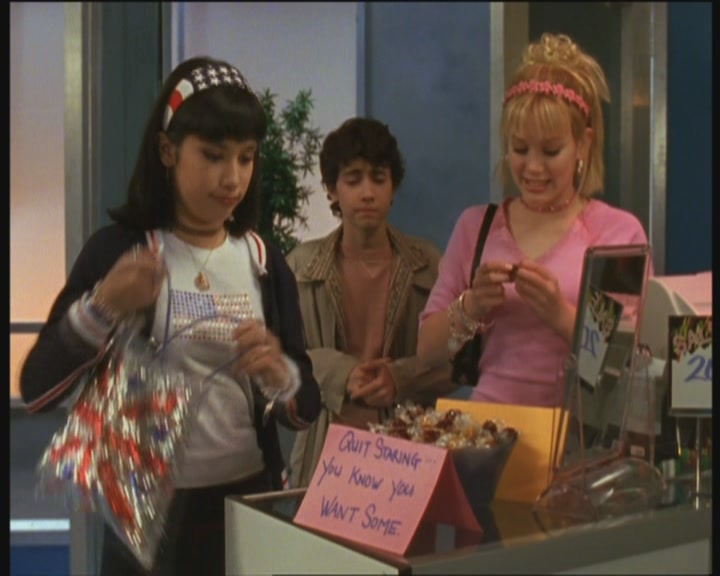 DailyDuff-dot-org_LizzieMcGuire-InMirandaLizzieDoesNotTrust0280.jpg DailyDuff-dot-org_LizzieMcGuire-InMirandaLizzieDoesNotTrust0280.jpg