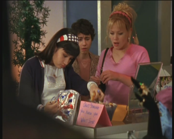 DailyDuff-dot-org_LizzieMcGuire-InMirandaLizzieDoesNotTrust0284.jpg DailyDuff-dot-org_LizzieMcGuire-InMirandaLizzieDoesNotTrust0284.jpg