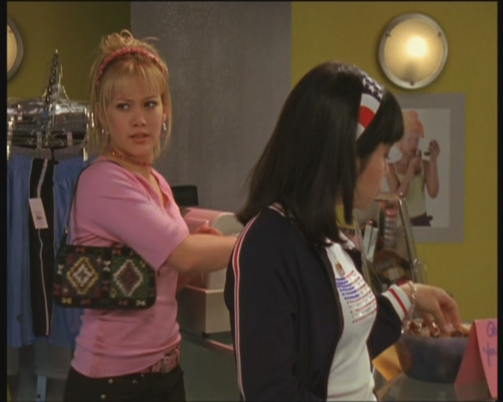 DailyDuff-dot-org_LizzieMcGuire-InMirandaLizzieDoesNotTrust0302.jpg DailyDuff-dot-org_LizzieMcGuire-InMirandaLizzieDoesNotTrust0302.jpg