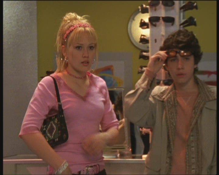 DailyDuff-dot-org_LizzieMcGuire-InMirandaLizzieDoesNotTrust0370.jpg DailyDuff-dot-org_LizzieMcGuire-InMirandaLizzieDoesNotTrust0370.jpg