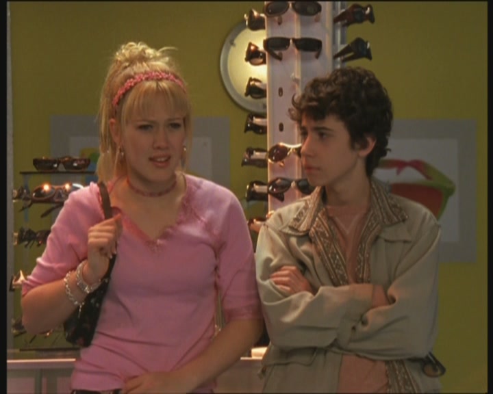 DailyDuff-dot-org_LizzieMcGuire-InMirandaLizzieDoesNotTrust0400.jpg DailyDuff-dot-org_LizzieMcGuire-InMirandaLizzieDoesNotTrust0400.jpg