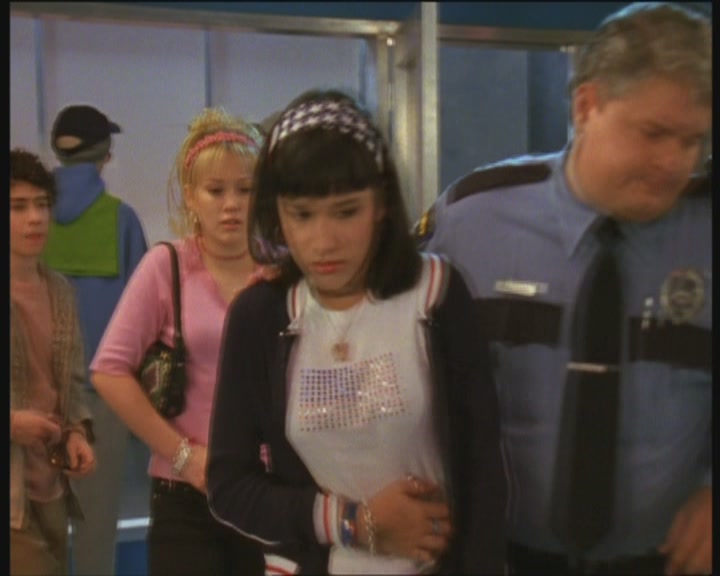 DailyDuff-dot-org_LizzieMcGuire-InMirandaLizzieDoesNotTrust0412.jpg DailyDuff-dot-org_LizzieMcGuire-InMirandaLizzieDoesNotTrust0412.jpg