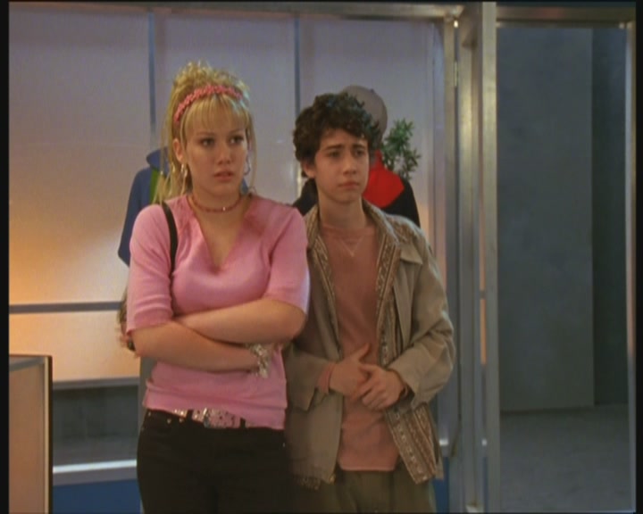 DailyDuff-dot-org_LizzieMcGuire-InMirandaLizzieDoesNotTrust0420.jpg DailyDuff-dot-org_LizzieMcGuire-InMirandaLizzieDoesNotTrust0420.jpg