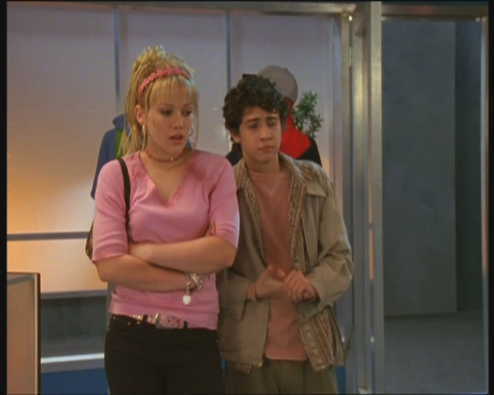 DailyDuff-dot-org_LizzieMcGuire-InMirandaLizzieDoesNotTrust0421.jpg DailyDuff-dot-org_LizzieMcGuire-InMirandaLizzieDoesNotTrust0421.jpg