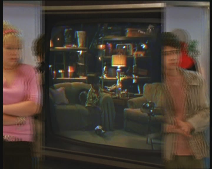 DailyDuff-dot-org_LizzieMcGuire-InMirandaLizzieDoesNotTrust0422.jpg DailyDuff-dot-org_LizzieMcGuire-InMirandaLizzieDoesNotTrust0422.jpg