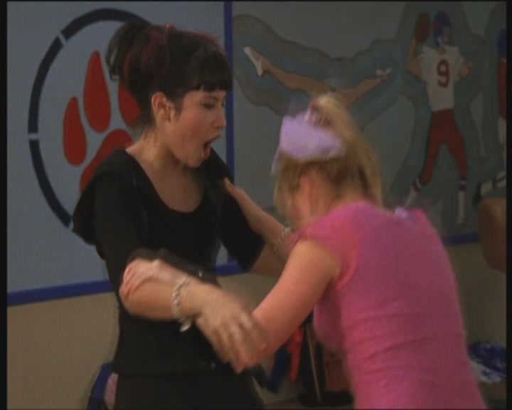 DailyDuff-dot-org_LizzieMcGuire-InMirandaLizzieDoesNotTrust1000.jpg DailyDuff-dot-org_LizzieMcGuire-InMirandaLizzieDoesNotTrust1000.jpg