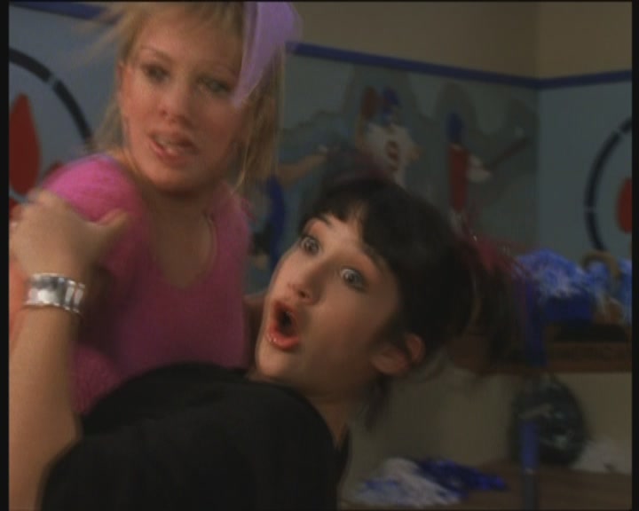 DailyDuff-dot-org_LizzieMcGuire-InMirandaLizzieDoesNotTrust1006.jpg DailyDuff-dot-org_LizzieMcGuire-InMirandaLizzieDoesNotTrust1006.jpg